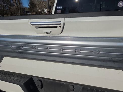 Used 2020 Ford F150 Limited image 4