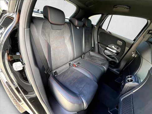 Used 2025 Mercedes-Benz GLA 250 image 29