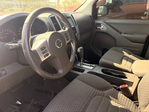 Used 2019 Nissan Frontier SV RWD image 13