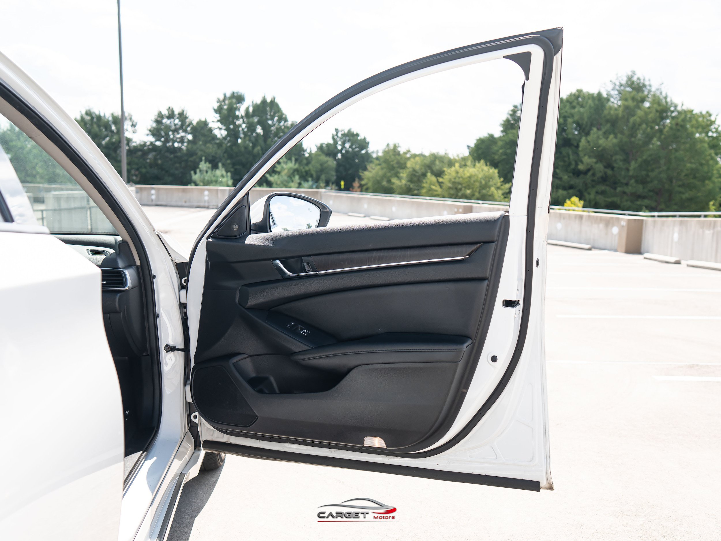 Used 2021 Honda Accord Touring image 35
