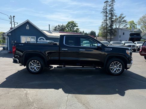 Used 2019 GMC Sierra 1500 SLT w/ SLT Premium Package AWD/4WD image 4