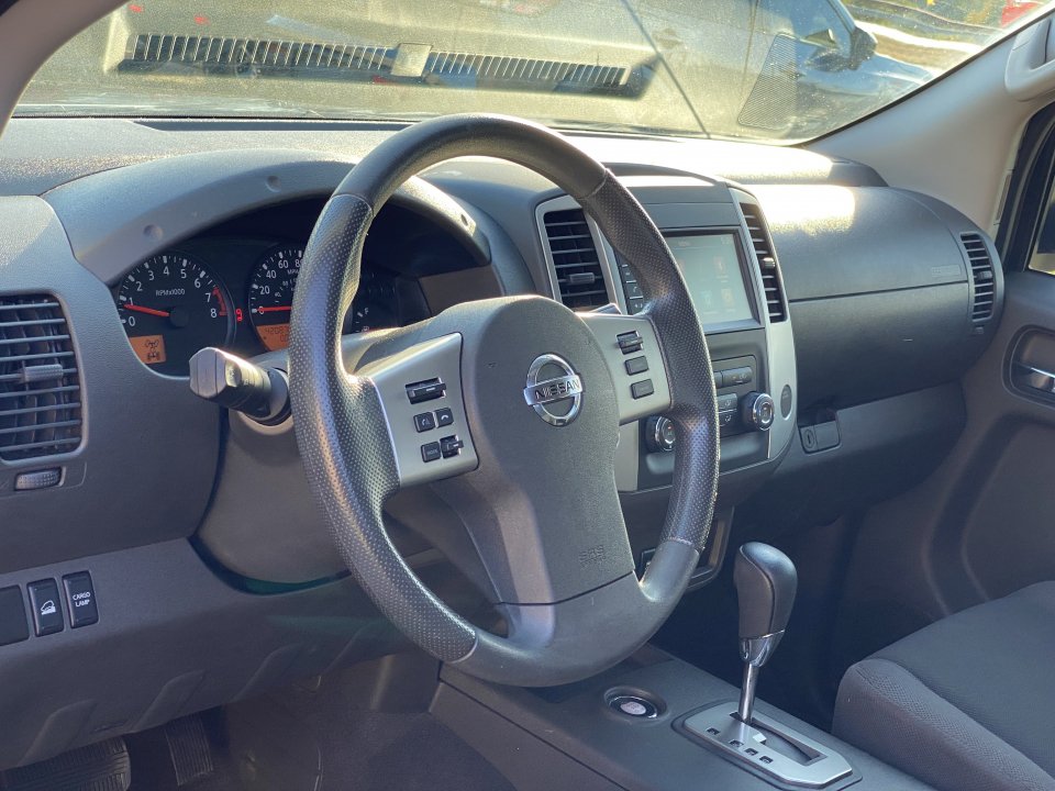 Used 2020 Nissan Frontier S AWD/4WD image 11
