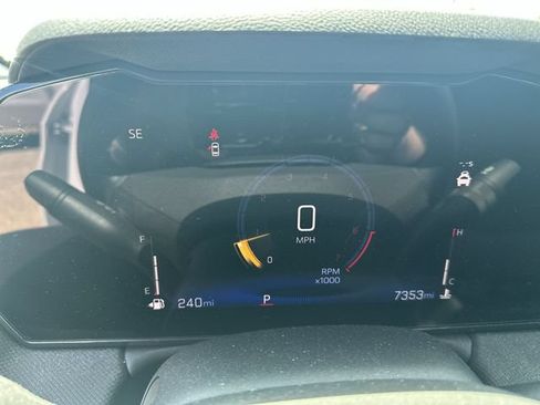 Used 2024 Chevrolet TrailBlazer LS w/ LS Convenience Package FWD image 14