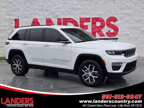 Used 2025 Jeep Grand Cherokee Limited AWD/4WD image 1