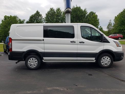 Used 2025 Ford Transit 250 Low Roof w/ Exterior Upgrade Package RWD image 4