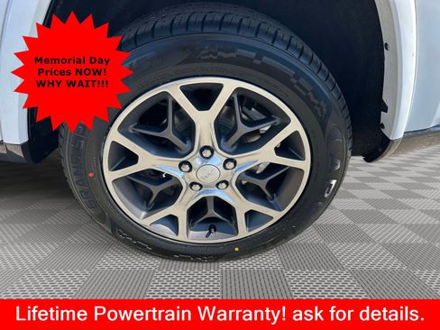 Used 2018 Jeep Grand Cherokee Limited AWD/4WD image 29