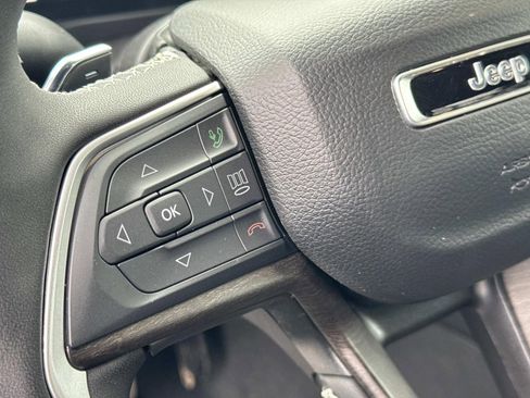 New 2026 Jeep Grand Cherokee Altitude AWD/4WD image 28