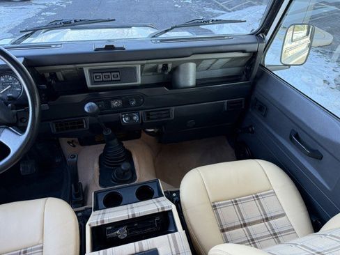 Used 1995 Land Rover Defender 90 image 36