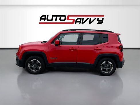 Used 2015 Jeep Renegade Latitude image 4