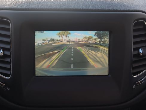 Used 2019 Jeep Compass Latitude w/ Popular Equipment Group image 24