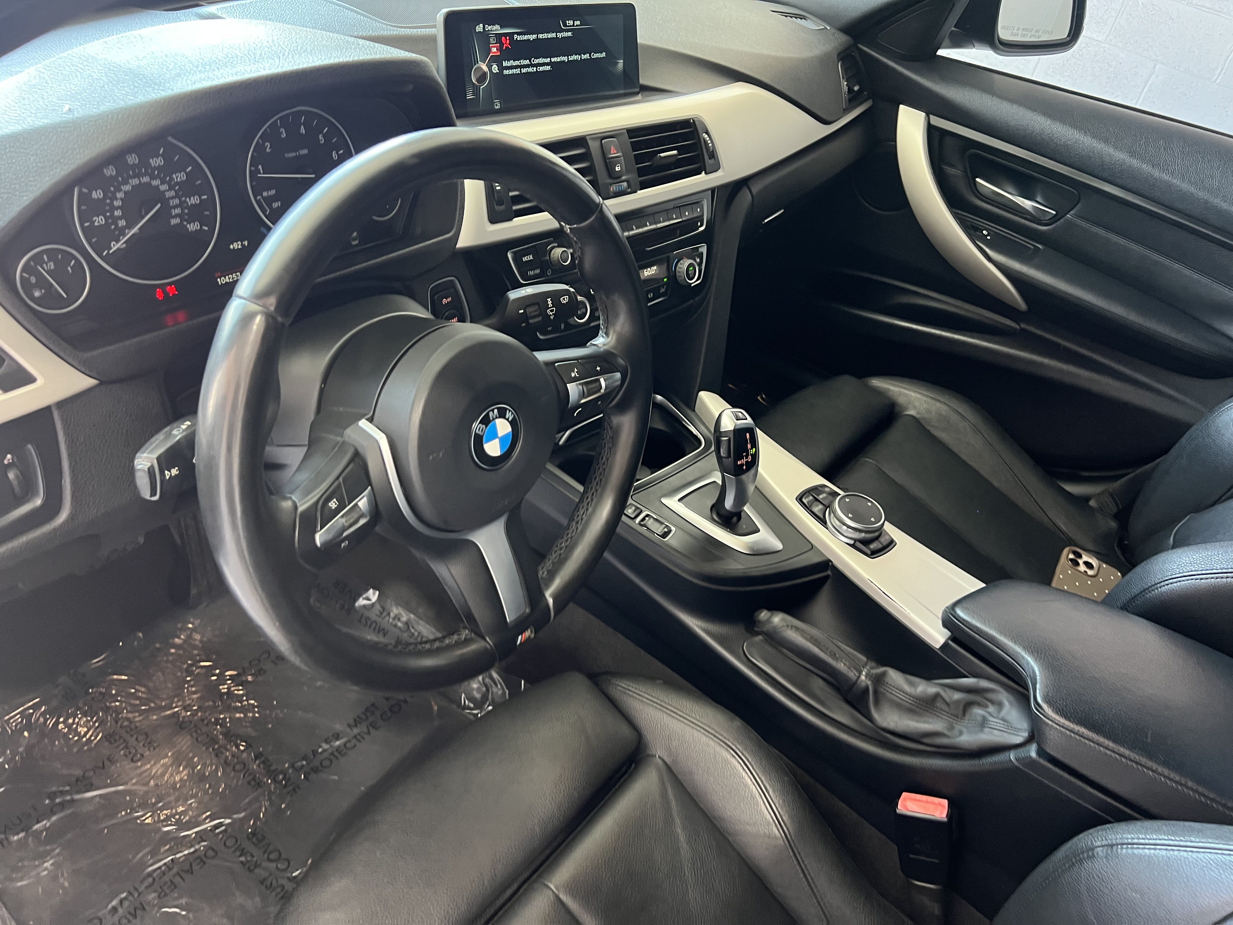 Used 2016 BMW 320i Sedan RWD image 13