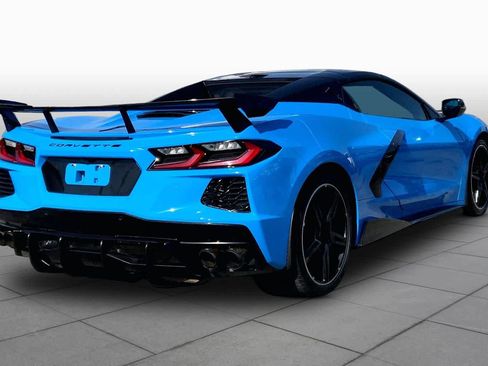 Used 2022 Chevrolet Corvette Stingray Premium Conv w/ Z51 Performance Package RWD image 12