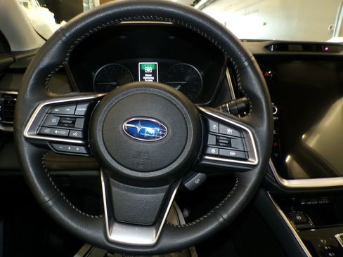 Used 2025 Subaru Legacy Limited image 10