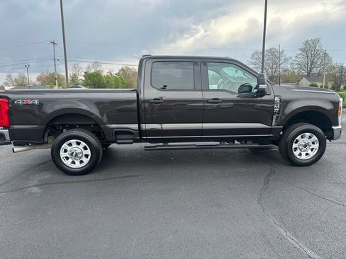 Used 2024 Ford F250 XLT image 8