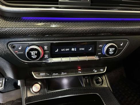 Used 2025 Audi SQ5 Premium Plus w/ Premium Plus Package image 29