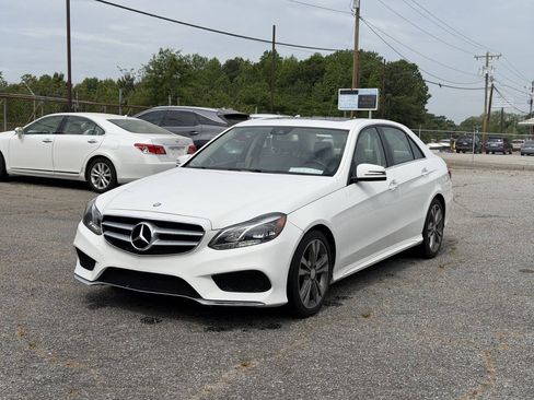 Used 2016 Mercedes-Benz E 350 Sedan image 2