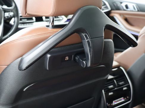 Used 2019 BMW X5 xDrive40i w/ Premium Package image 23