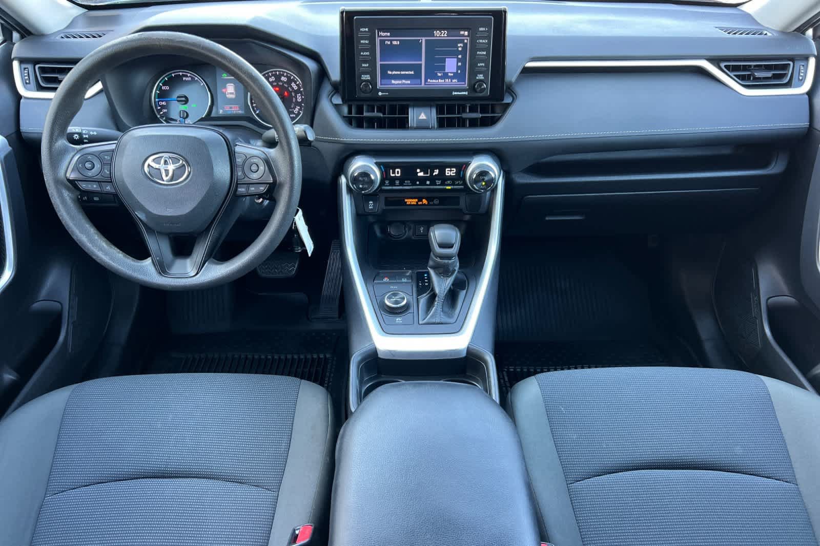 Used 2021 Toyota RAV4 LE AWD/4WD image 3