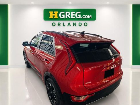 Used 2023 Kia Niro Wind FWD image 2