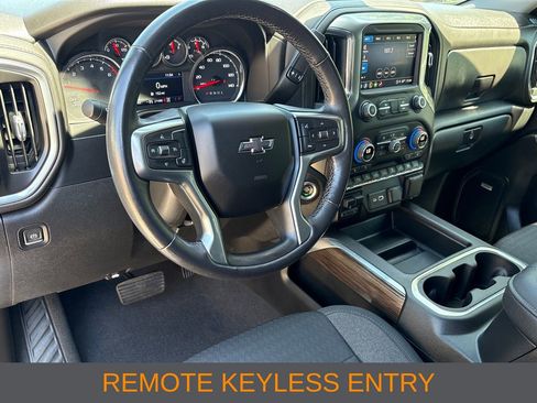 Used 2022 Chevrolet Silverado 1500 RST w/ Redline Edition AWD/4WD image 5