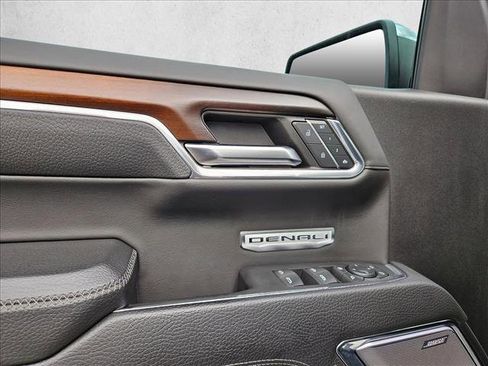 Used 2024 GMC Sierra 1500 Denali AWD/4WD image 26