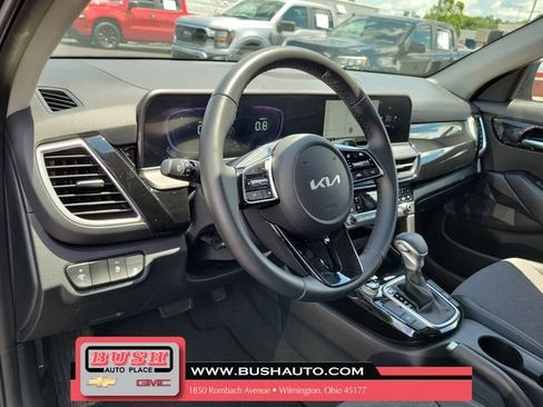 Used 2026 Kia Seltos S FWD image 17