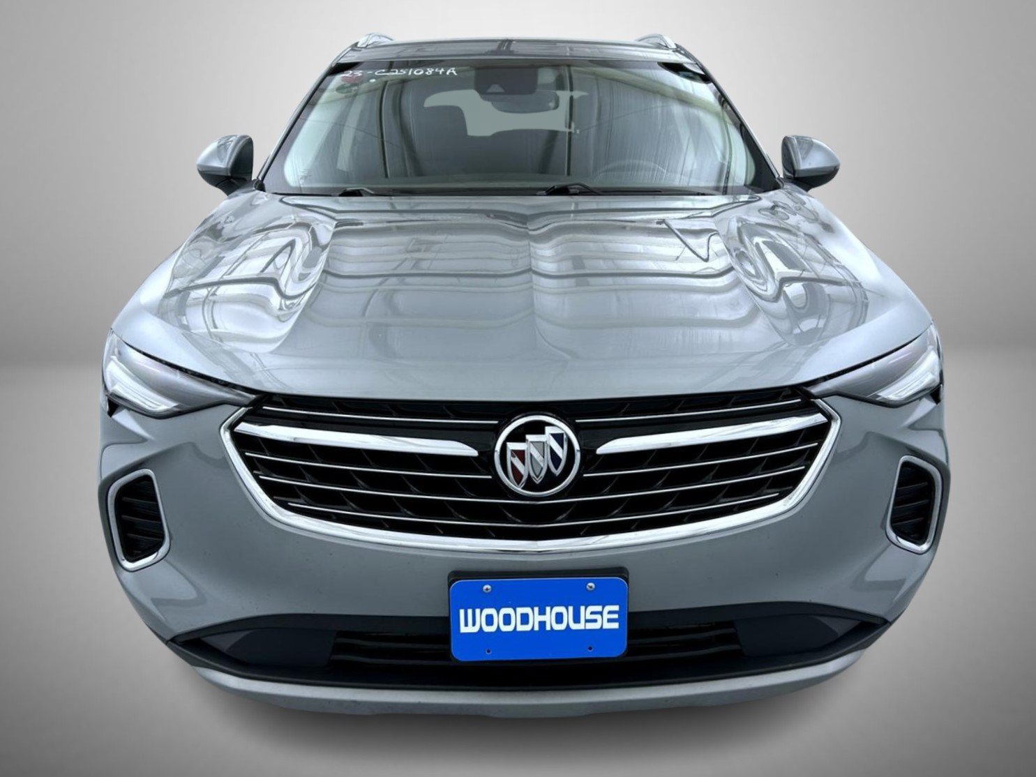 Used 2023 Buick Envision Essence AWD/4WD image 2