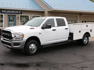Used 2024 RAM 3500 Tradesman w/ Chrome Appearance Group AWD/4WD video 1