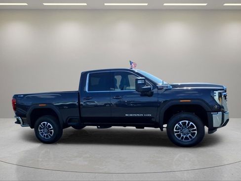 New 2026 GMC Sierra 2500 SLE w/ SLE Value Package; AWD/4WD image 2