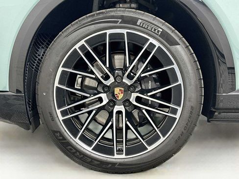 New 2026 Porsche Cayenne Electric AWD/4WD image 31