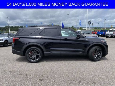Certified 2025 Ford Explorer ST-Line w/ ST-Line Street Pack AWD/4WD image 2