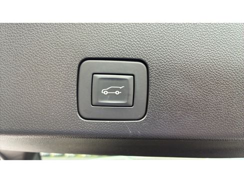 Used 2023 Buick Encore GX Essence w/ Experience Buick Package AWD/4WD image 13