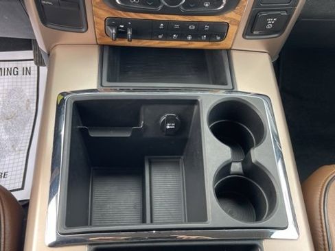 Used 2014 RAM 3500 Laramie Longhorn image 21