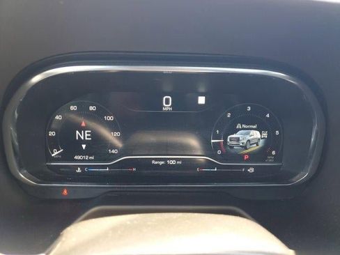 Used 2022 GMC Yukon AT4 image 29