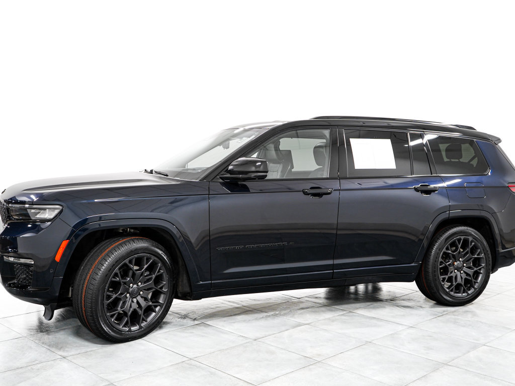 Certified 2023 Jeep Grand Cherokee L Summit w/ Advanced Protech Group IV AWD/4WD image 4