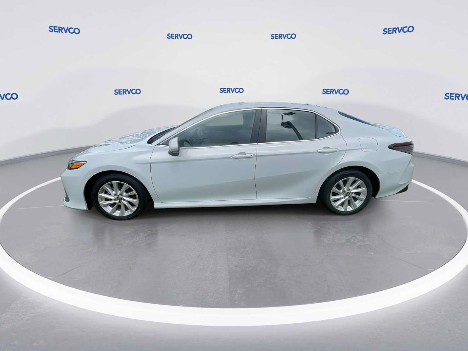 Used 2024 Toyota Camry LE FWD image 5