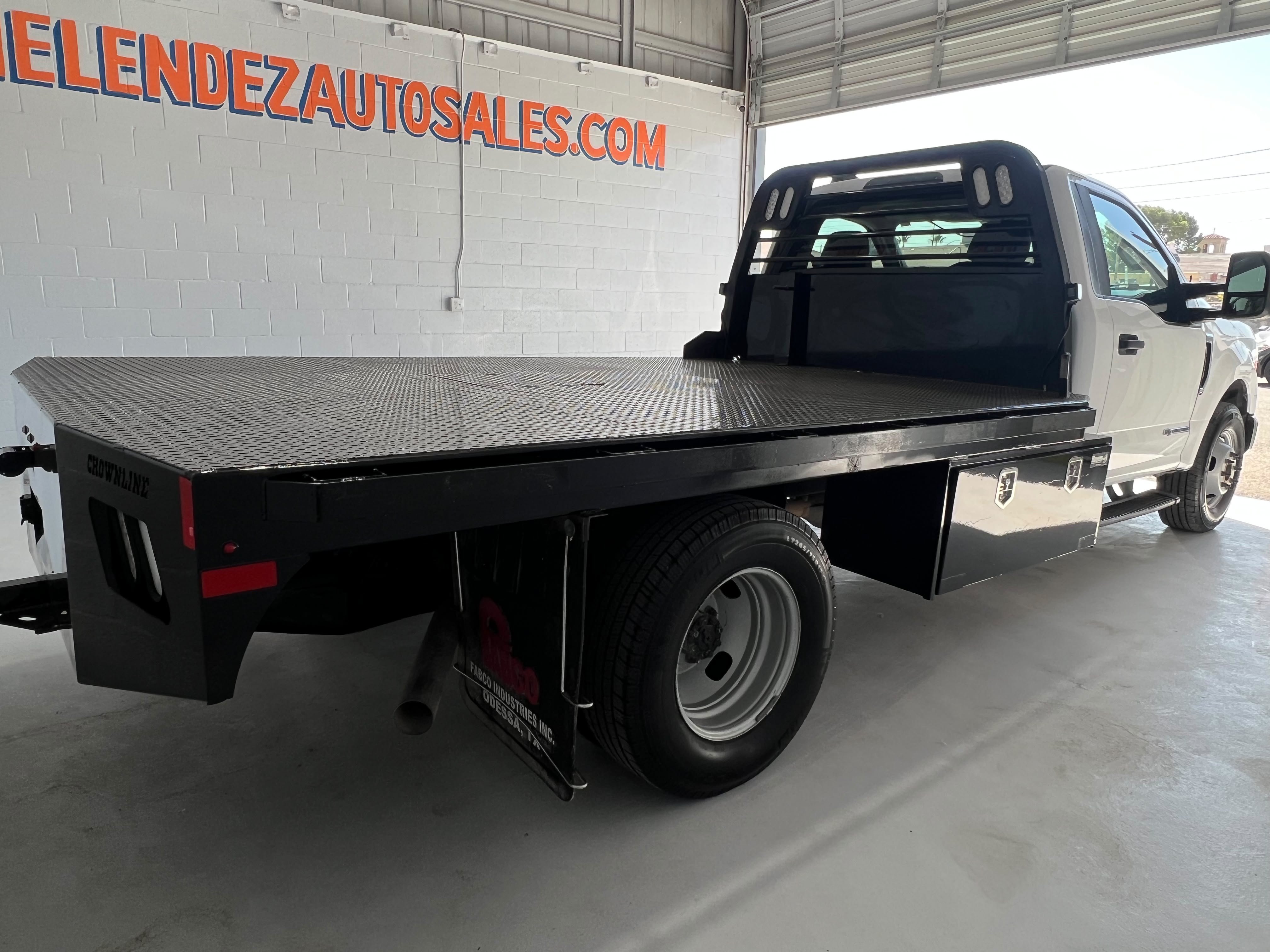 Used 2022 Ford F350 XL w/ Power Equipment Group RWD image 5