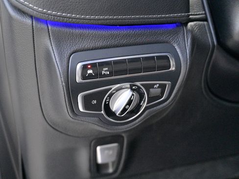 Used 2021 Mercedes-Benz G 550 image 22