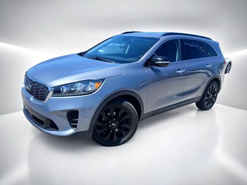 Used 2020 Kia Sorento S FWD image 1