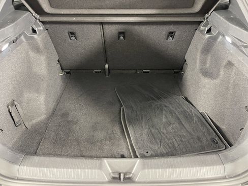 Used 2022 Volkswagen ID.4 Pro image 35