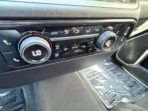 Used 2026 Chevrolet Silverado 1500 LT image 33