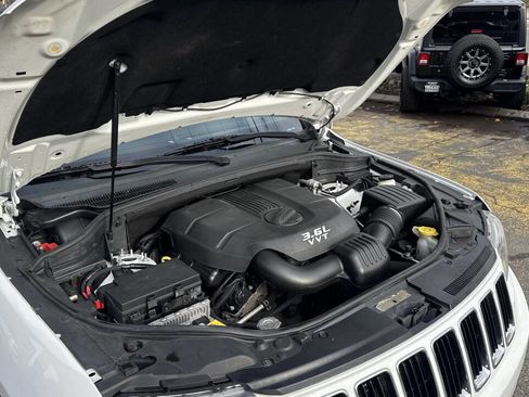 Used 2014 Jeep Grand Cherokee Laredo w/ Quick Order Package 23E image 14