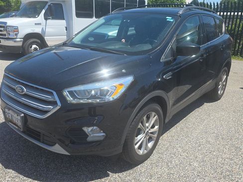 Used 2018 Ford Escape SEL FWD image 5