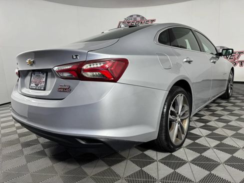 Used 2021 Chevrolet Malibu LT FWD image 27