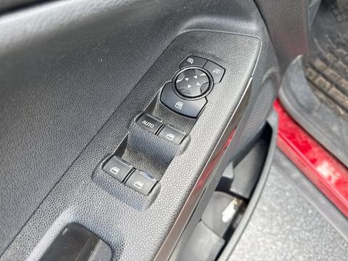 Used 2022 Ford EcoSport SE w/ SE Convenience Package AWD/4WD image 23