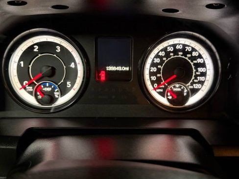 Used 2017 RAM 3500 Big Horn image 15