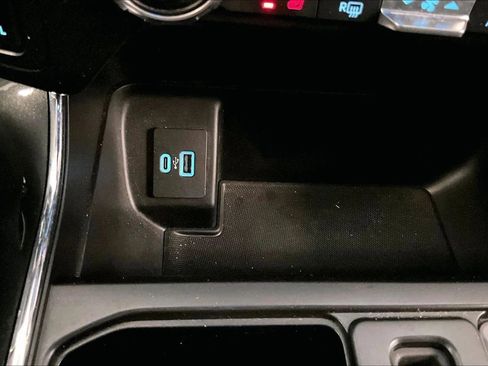 Certified 2022 Ford F150 XLT w/ Equipment Group 302A High image 31