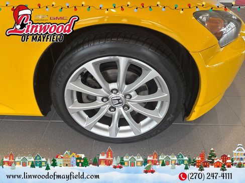 Used 2006 Honda S2000 image 10