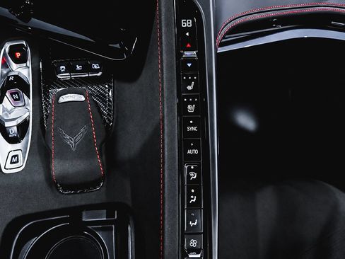 Used 2024 Chevrolet Corvette E-Ray w/ Stealth Interior Trim Package AWD/4WD image 35
