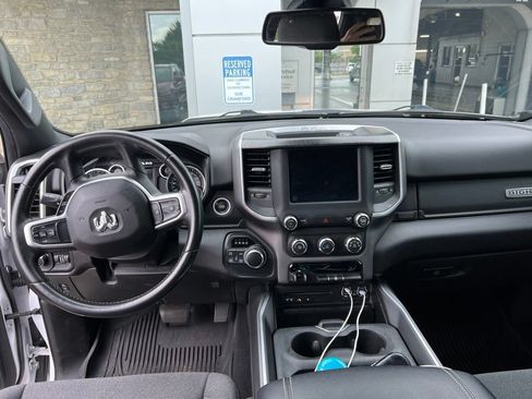 Used 2019 RAM 1500 Big Horn AWD/4WD image 6